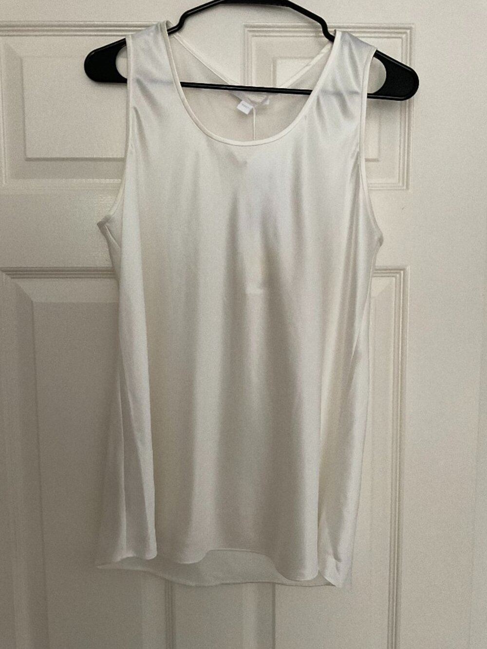 Boss sleeveless top NWT Size 46 (US 10)